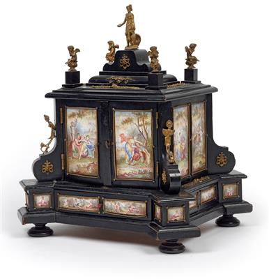 A miniature box featuring enamel plaques, - Antiquariato - orologi, vintage, arte asiatica, maioliche, arte popolare, sculture
