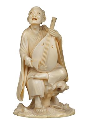 An okimono of a lute player - Antiques: Clocks, Vintage, Asian art, Faience, Folk Art, Sculpture