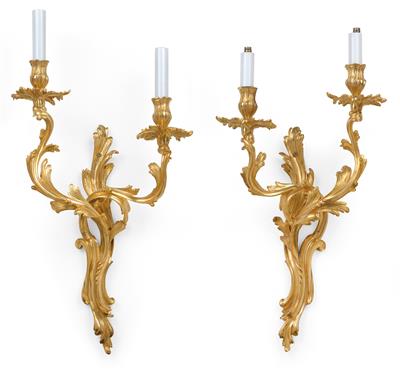 A pair of sconces with two flames, - Starožitnosti