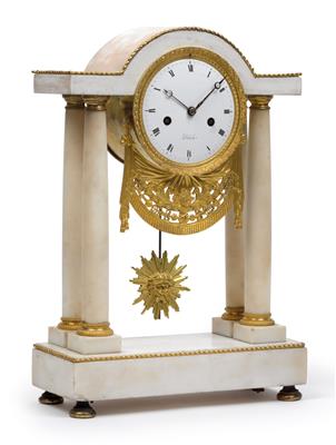 A Charles X marble mantle clock - Antiques and art