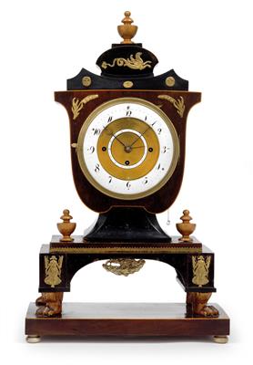 An Empire Period table clock - Umění a starožitnosti