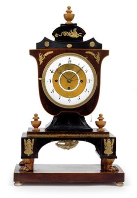 An Empire Period table clock - Arte e antiquariato