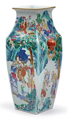 A famille rose vase, China, 19th century - Antiques and art