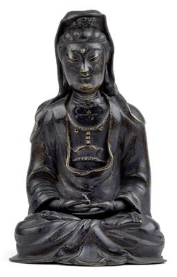 A bronze figure of Guanyin, China, 18th/19th century - Antiques and art