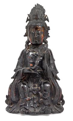 A bronze figure of Guanyin, China, Ming dynasty - Antiques and art