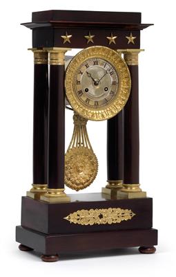 A Louis Philippe portico commode clock - Umění a starožitnosti