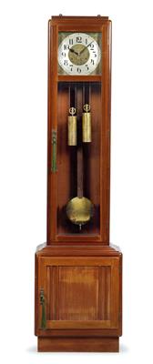 An art nouveau long-case clock with 1 month power reserve - Clocks, Asian Art, Metalwork, Faience, Folk Art, Sculpture