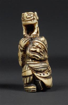 An netsuke of a samurai with a shishi, Japan, 19th cent. - Orologi, arte asiatica, metalli lavorati, fayence, arte popolare, sculture