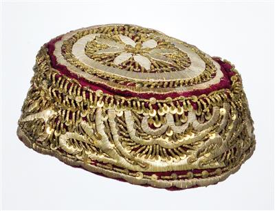 An Ottoman cap, probably Smyrna, circa 1900 - Umění a starožitnosti
