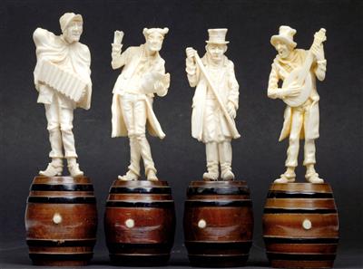 Four statuettes of musicians, - Clocks, Asian Art, Vintage, Metalwork, Faience, Folk Art, Sculpture