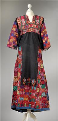 A lady's tunic, - Clocks, Asian Art, Metalwork, Faience, Folk Art, Sculpture