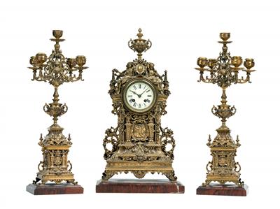 A French Eclecticist bronze mantel set - Umění a starožitnosti