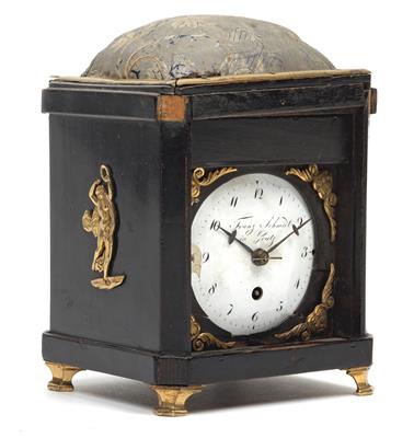 A small neoclassical table clock with pin cushion from Styria - Umění a starožitnosti