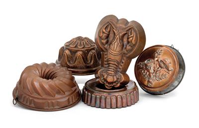 A set of baking, pie or aspic moulds, - Antiquariato