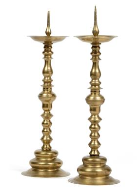 A pair of candelabras, - Antiquariato