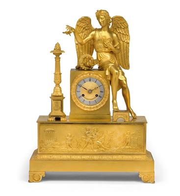 A Charles X Ormolu mantelpiece clock "Amor" - Umění a starožitnosti