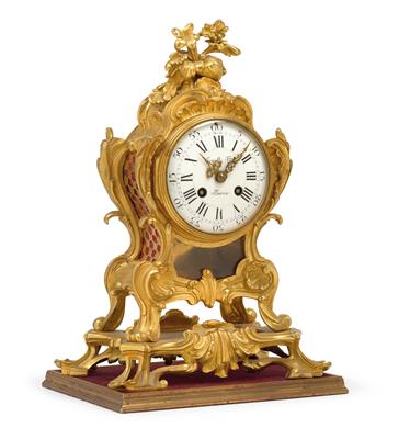 A Neo-rococo bronze clock - Umění a starožitnosti