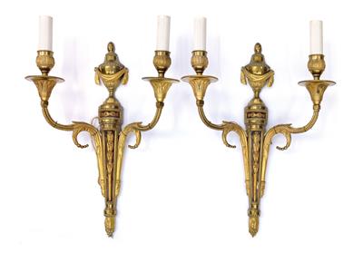 A pair of two-flame wall-mounted candlesticks, - Umění a starožitnosti