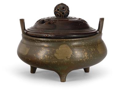 A Censer, China, Xuande mark, 18th century - Antiques (Clocks, Asian Art, Metalwork, Faience, Folk Art, Sculpture)