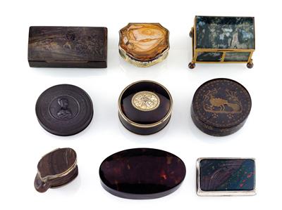 Sammlung 22 Deckeldosen und 2Etuis, - Antiquitäten (Uhren, Metallarbeiten, Asiatika, Fayencen, Skulpturen, Textilien, Volkskunst)