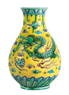 A Fahua Vase, China, 19th century - Antiquariato