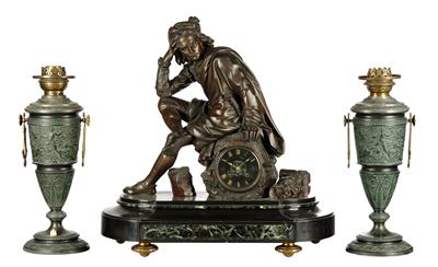 A Large Historicist Marble Mantel Clock with Candleholders - Antiquariato