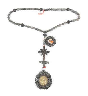 A Rosary, - Antiques (Clocks, Asian Art, Metalwork, Faience, Folk Art, Sculpture)