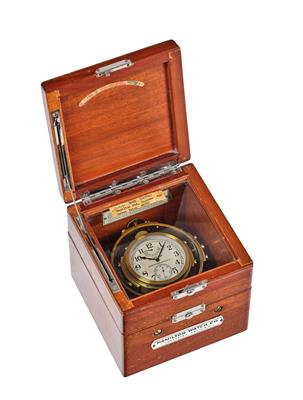 A Small Marine Chronometer ‘Hamilton’ - Antiquariato - Parte 1