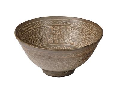 A Mishima Bowl, Korea, 15th/16th Century, - Starožitnosti - Část 1