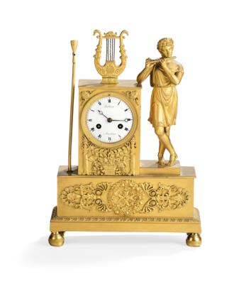 An Ormolu Commode Clock "Flute player", "Berblinger à Emmerdingen", - Starožitnosti a nábytek