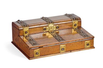 A Writing Box, - Anitiquariato e mobili