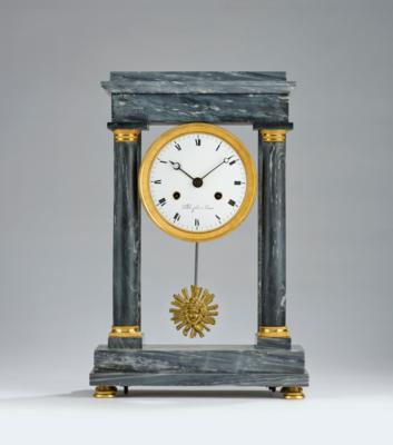 Klassizismus Marmor Kaminuhr "Vallet fils à Paris", - Clocks