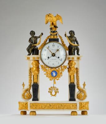 Louis XVI Marmor Kommodenuhr mit Doppelkalender, "Vitard à Balleroy", - Orologi