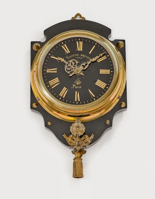 Französische Patent Wanduhr, - Clocks