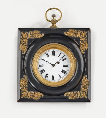 Kleine Biedermeier Reiseuhr, - Clocks