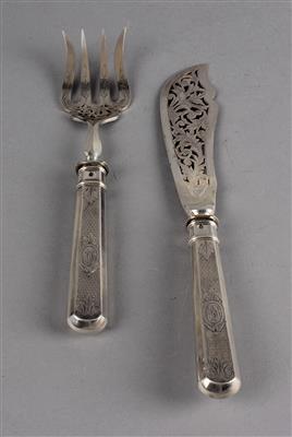 2 französische Vorleger, - Silver