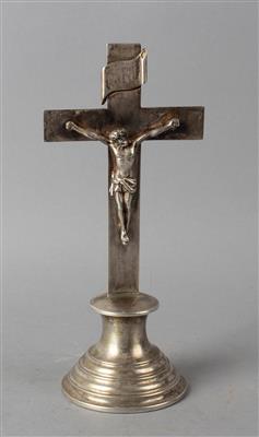 Pester Silber Standkreuz mit Corpus Christi, - Silber