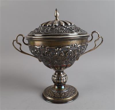 Silber Deckelpokal, - Silber