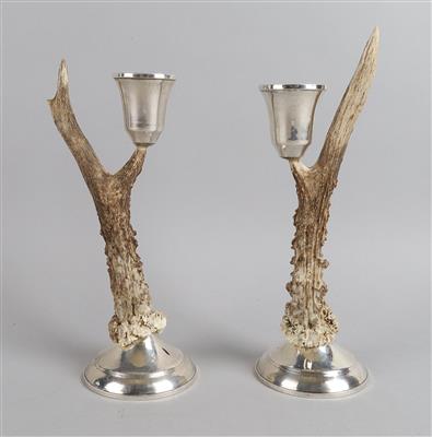 Paar Krickerl Kerzenleuchter mit Silbermontierung, - Silber