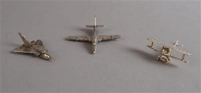 3 kleine Silber Flugzeuge, - Silber