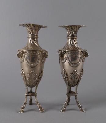 Paar Historismus Vasen, - Silber