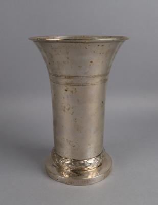 Dänische Vase, - Stříbro