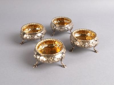 4 Londoner viktorianische Gewürzschälchen, - Silber