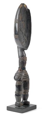 Dan, Ivory Coast, Liberia: A large, old ceremonial spoon, with carved legs. - Tribal Art
