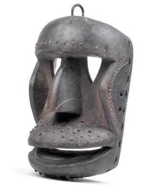 Dan/Kran/We, Ivory Coast, Liberia: An old chimpanzee mask of the ‘Kagle’ (or ‘Kaogle’) type. - Tribal Art