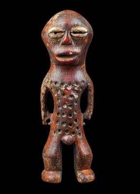 Lega (or Rega, Warega), Dem. Rep. of Congo: A very old ivory figure with cowrie eyes. - Tribal Art