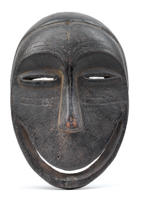 Luba-Hemba, Dem. Rep. of Congo: Large ‘Soko mutu’ ape mask. - Mimoevropské a domorodé um?ní