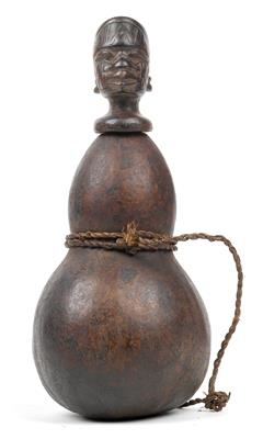 Makonde, Tanzania, Mozambique: A medicine holder with beautiful head-shaped top. - Tribal Art