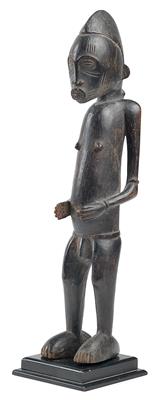 Senufo, Ivory Coast, Mali Burkina Faso: A small, very finely manufactured ‘Tugubele figure’. - Tribal Art