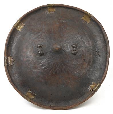 Ethiopia: An old, round shield made of buffalo leather, of the Oromo, Sidamo or Kaffa people. - Mimoevropské a domorodé umění